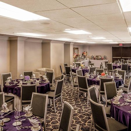 Courtyard By Marriott Bethesda Chevy Chase Hotel Екстериор снимка