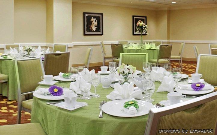 Courtyard By Marriott Bethesda Chevy Chase Hotel Екстериор снимка