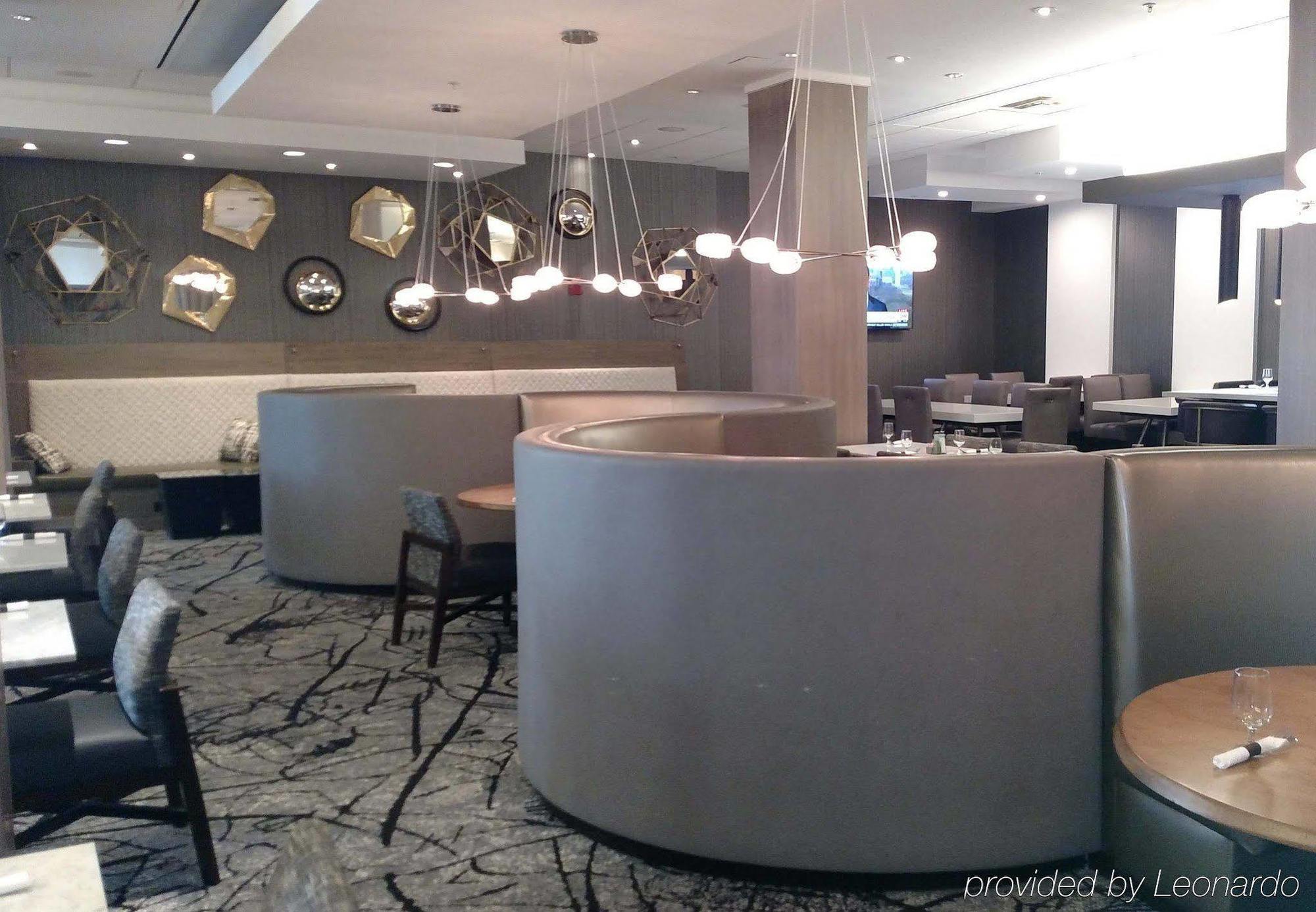 Courtyard By Marriott Bethesda Chevy Chase Hotel Екстериор снимка
