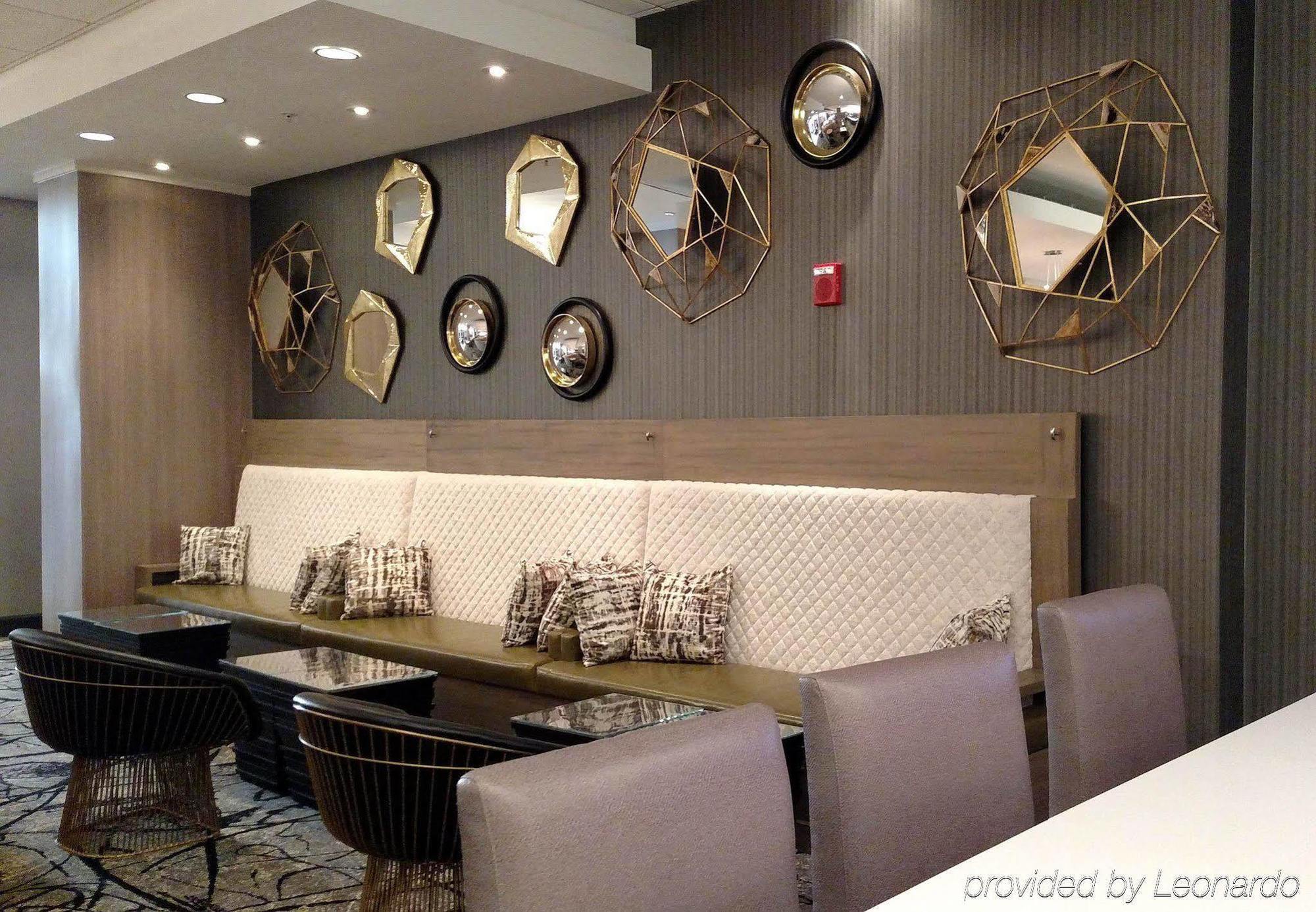 Courtyard By Marriott Bethesda Chevy Chase Hotel Екстериор снимка